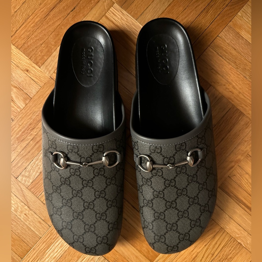 GUCCI MEN'S GG HORSEBIT SLIPPER - Picture 2 of 13